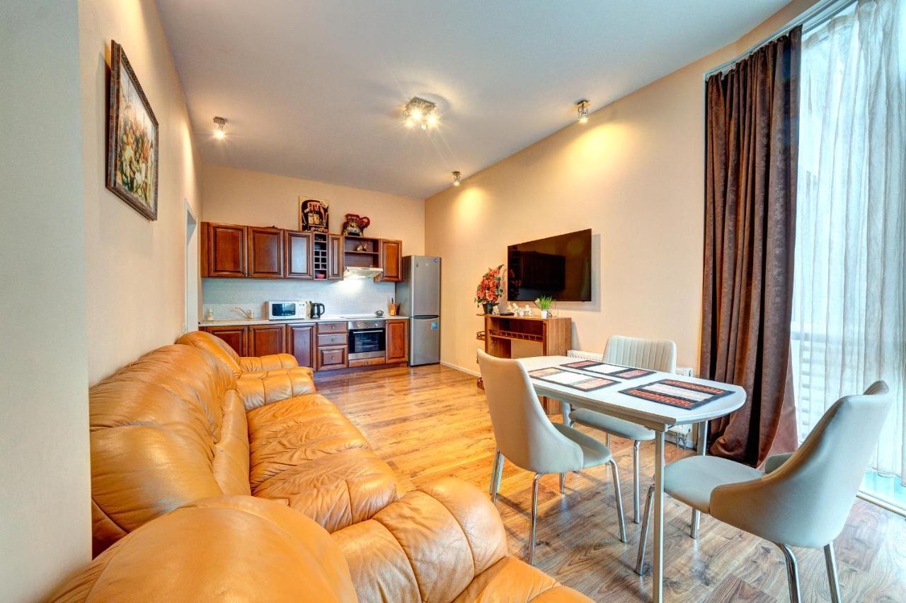 Apartments Near Kiev Botanical Garden Ym.Hryshka ภายนอก รูปภาพ