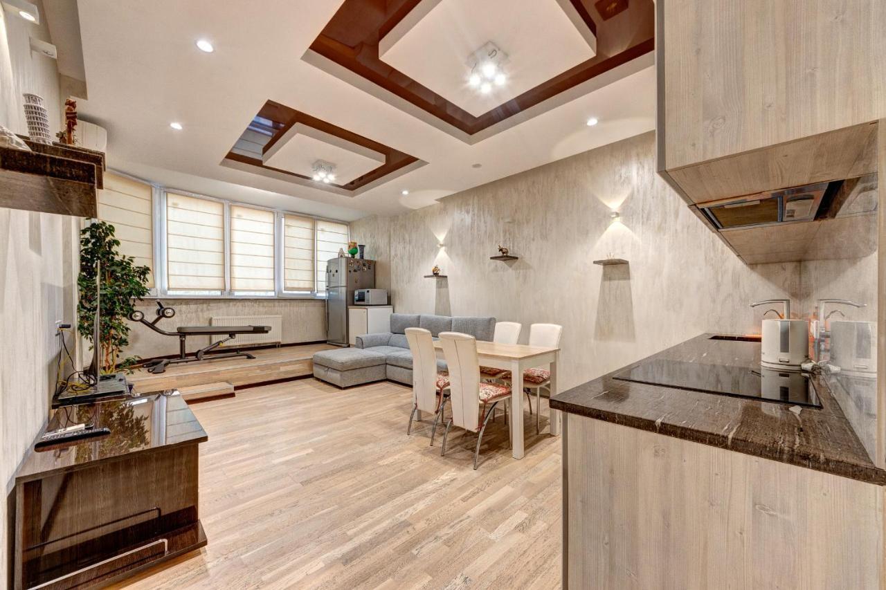 Apartments Near Kiev Botanical Garden Ym.Hryshka ภายนอก รูปภาพ
