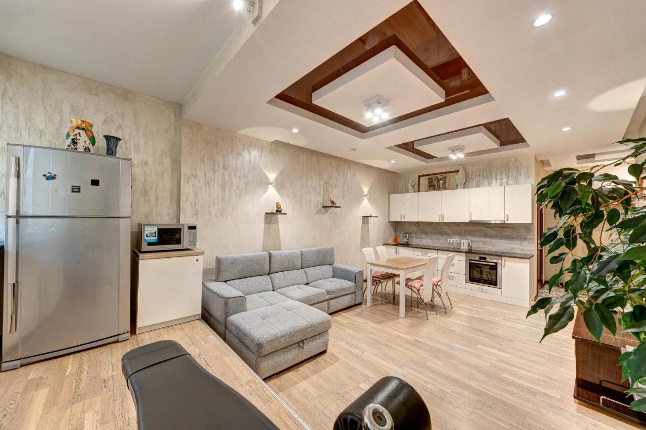 Apartments Near Kiev Botanical Garden Ym.Hryshka ภายนอก รูปภาพ