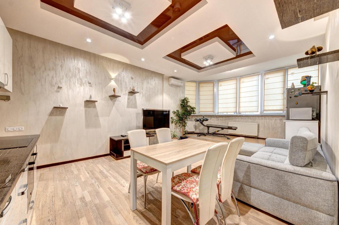 Apartments Near Kiev Botanical Garden Ym.Hryshka ภายนอก รูปภาพ